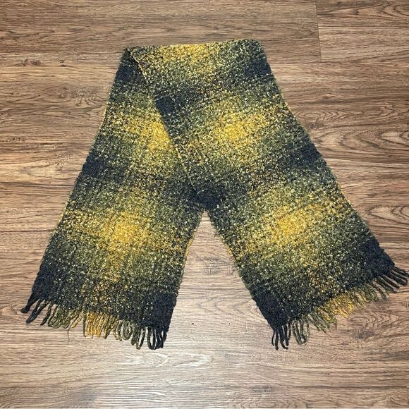 Dennis Basso Wool Ombre Gold Yellow Gray Scarf - Picture 5 of 8